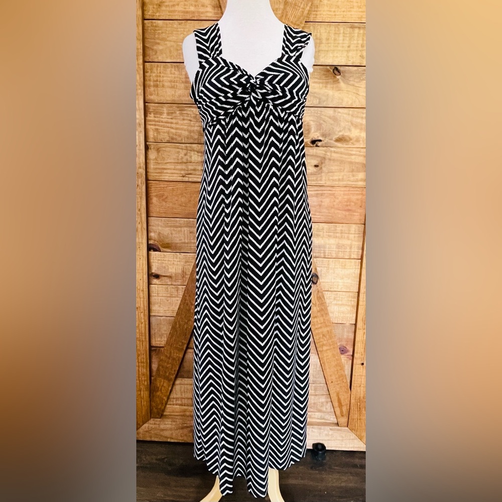 Black and White Chevron Maxi Dress